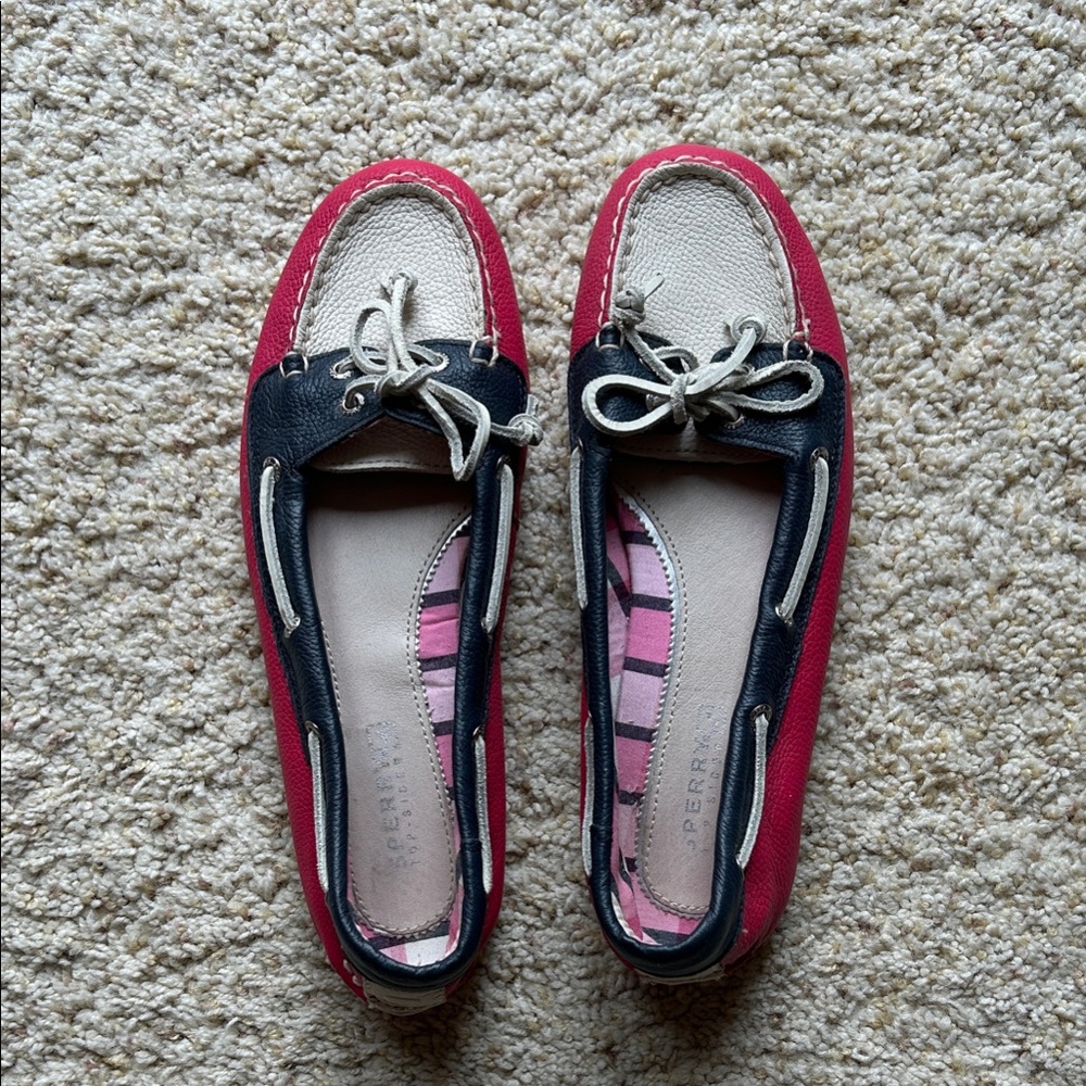 Sperry Women's Magenta and Navy Loafers